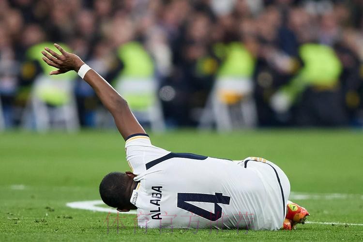 Sport1:阿拉巴将在几天内签约并宣布加盟皇马 Sport1:阿拉巴将在几天内签约并宣布加盟皇马